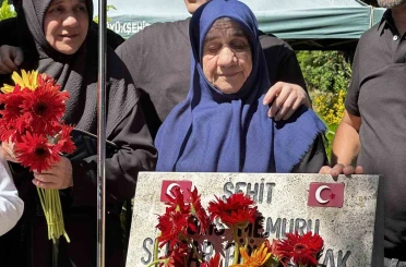 15 Temmuz şehidi, 10’uncu yıl dönümünde mezarı başında anıldı 