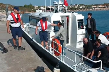 19 düzensiz göçmen kurtarıldı 