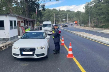202 sürücünün sürücü belgesi geçici olarak iptal edildi 