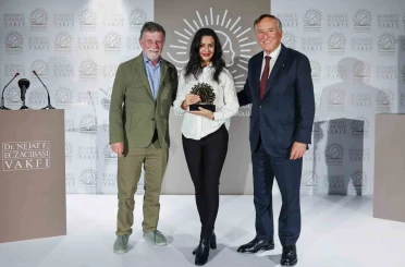 2025 Beyhan Eczacıbaşı Ödülü Koray Avcı Çakman’ın oldu 