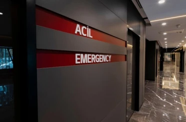 25 kişi zehirlenme şüphesiyle hastanelik oldu