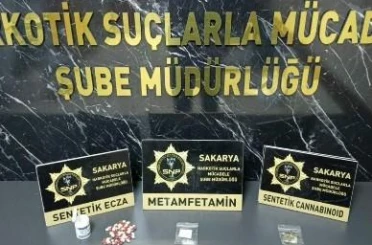3 ilçedeki 5 ayrı uyuşturucu operasyonunda 12 kişi gözaltına alındı