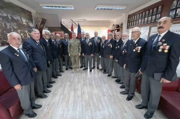 3. Ordu Komutanı Korgeneral Altuğ’dan Muharip Gaziler Derneği’ne ziyaret 