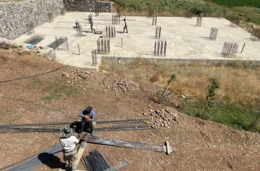 3 yıl önce temeli atılan cami tamamlanamadı, köylüler yardım çağrısında bulundu 