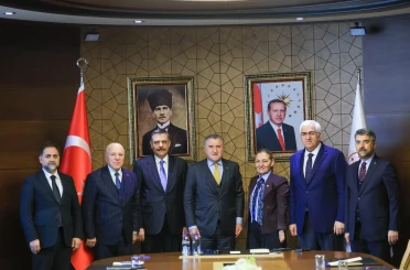 5 bin kişilik salon için imzalar atıldı 