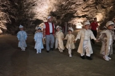 530 yıllık gelenek yerin 150 metre altında yaşatıldı 