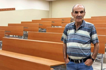 60 yaşında üniversiteli oldu, gençlere örnek oldu 