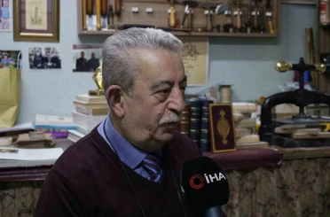 60 yıllık mücellit ustasına Kültür ve Turizm Bakanlığı’ndan "Yaşayan İnsan Hazineleri Ödülü" 