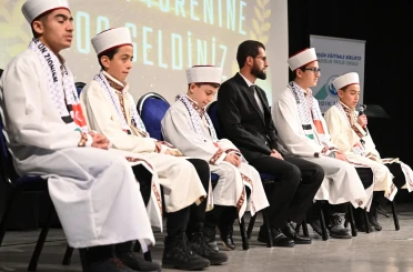 71 öğrencinin hafızlık gururu taçlandırıldı 