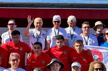 75 yaşındaki "Demir Adam" Ayvalık’ta ikinci oldu 