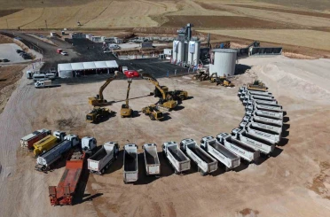 800 milyon TL’lik dev yatırım hizmete girdi: Kuzey ilçeleri asfalt üretim tesisi açıldı 