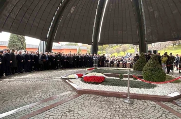 8’inci Cumhurbaşkanı Turgut Özal, vefatının 33’üncü seneyi devriyesinde kabri başında anıldı 
