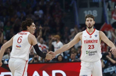 A Milli Erkek Basketbol Takımı ikinci kez Avrupa ikincisi oldu 