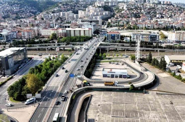 A Takımı gece boyunca çalıştı, sürücüler güne konforla başladı 