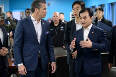 ABD Savunma Bakanı Hegseth’ten Kuzey ve Güney Kore arasındaki Silahtan Arındırılmış Bölge’ye ziyaret 