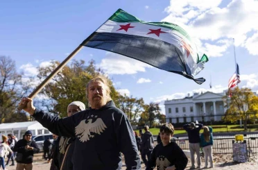 ABD’deki Suriyelilerden eş-Şara’ya sevgi gösterisi 