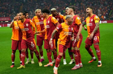 Abdülkerim Bardakcı, Galatasaray ile ligde 100. maçını oynadı 