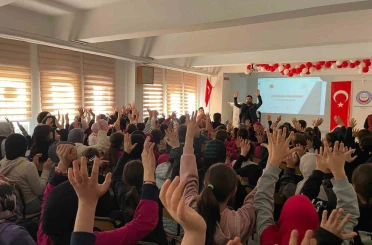 Abdurrahman Sarar İmam Hatip Ortaokulunda anlamlı seminer 