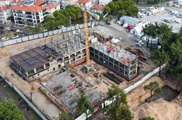 Abide H. Nuri Öncüer Huzurevi inşaatı devam ediyor 