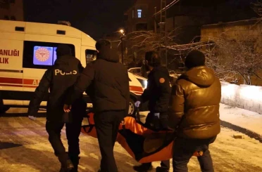 Açık bırakılan ocaktan sızan gaz bir kişi zehirlendi 