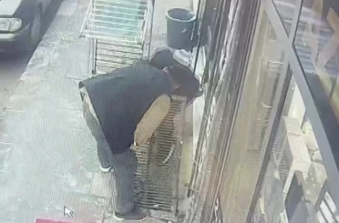 Açılan mazgaldan düşen çocuk yaralandı 