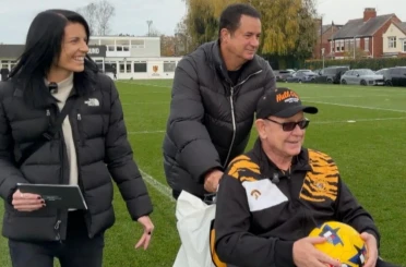 Acun Ilıcalı’dan, Hull City taraftarı Owen Griffiths’e jest 