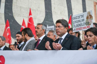 Adalet Bakanı Tunç: "65 binden fazla Filistinli şehit edildi" 