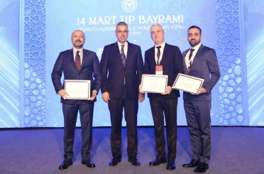 Adanalı sağlıkçılara "Yılın Hekimi" ve "Yılın Sağlık Çalışanı" ödülü 