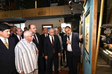 "Adil-i Mutlak Sergisi" Konya’da açıldı 