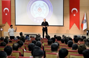 Adıyaman’da emniyet personeline moral ve motivasyon semineri 