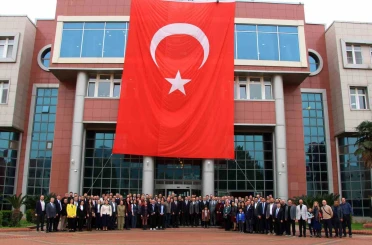 ADÜ’de geleneksel bayramlaşma töreni gerçekleşti 