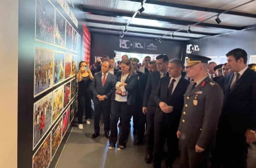 Afyonkarahisar’da ’15 Temmuz Anma ve Dijital Deneyim Merkezi’ hizmete açıldı 