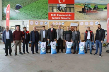 Ağrı’da çiftçilere 200 ton sertifikalı buğday tohumu dağıtıldı 