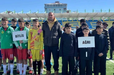 Ağrı’da futbol heyecanı başladı 