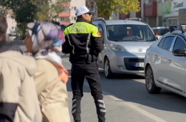 Ağrı’da huzur ve güvenlik için denetimler sürüyor 