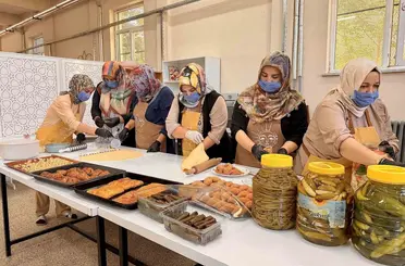 Ağrı’da kadın emeği kooperatifle büyüyor: 7 kadın hem üretiyor hem aile ekonomisine katkı sağlıyor

