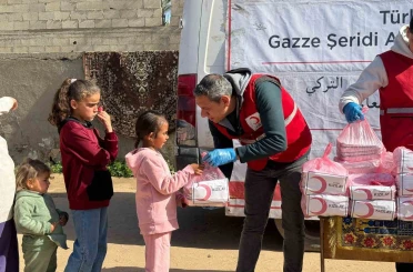 Ağrı’da öğrenciler Gazze için 650 bin lira bağış topladı 