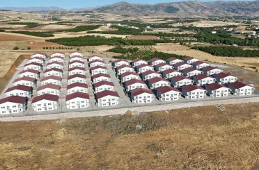 Ahbap Derneği ‘depremzedeye ev’ sözünü tutmadı: Malatyalı depremzedeler, toplanan milyonlarca doların nereye harcandığını soruyor 