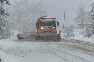 Ahmetusta geçidi’nde kar mesaisi: Ekipler seferber oldu 