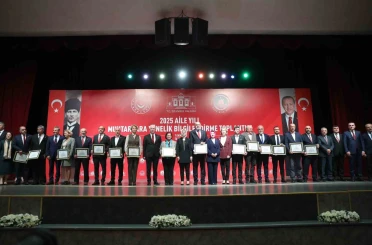 Aile ve Sosyal Hizmetler Bakanlığı, 81 ilde 23 bin 150 muhtara sosyal hizmet modellerini anlattı 