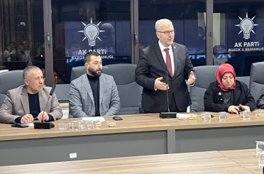 AK Parti Bilecik’te gençlerle buluştu 