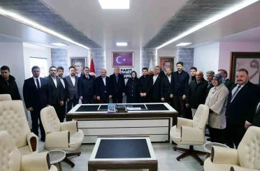 AK Parti Genel Başkan Vekili Efkan Âlâ, Eskişehir teşkilatı ile buluştu 