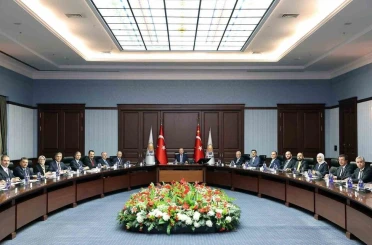 AK Parti MYK başladı 