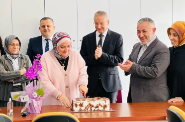 AK Parti öğretmenleri unutmadı 