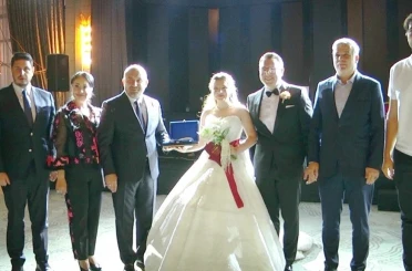 AK Parti Teşkilatı Ticaret İl Müdürü Kürkçü’nün mutlu gününe ortak oldu 