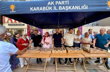 AK Parti’den vatandaşlara lokma ikramı 