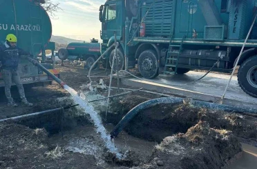 AK Partili Özsoy’dan Develi’ye ‘sondaj kuyusu’ müjdesi 