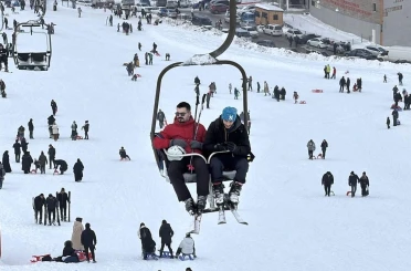 Akdağ Kayak Merkezi’nde sömestir bereketi 