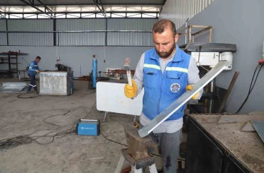 Akdeniz’de eski konteynerler yenilenerek hizmete kazandırılıyor 