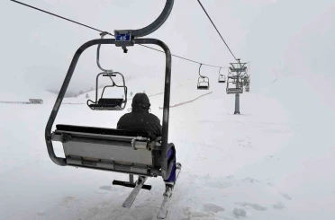 Akdeniz’in kayak merkezi Yedikuyular’a ilgi yoğun 